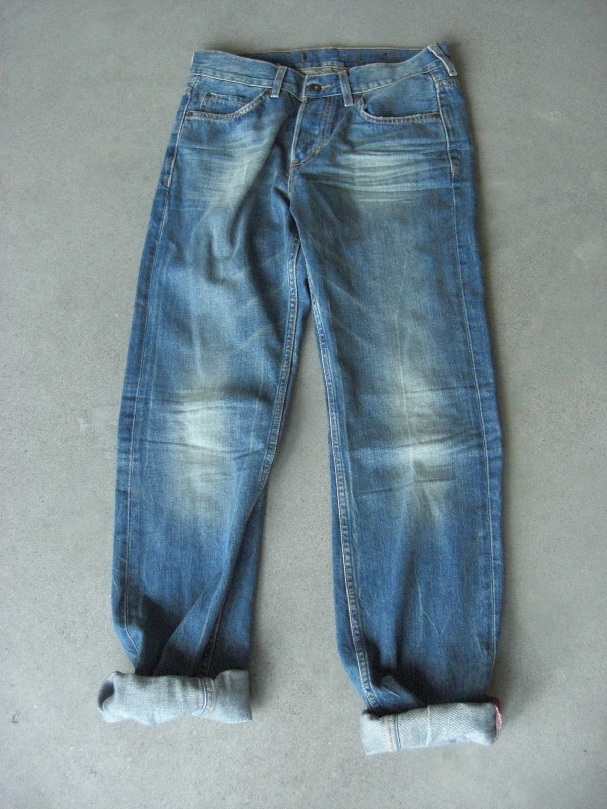 #4 Boyfriend Jeans