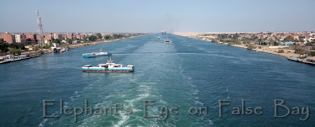 Suez - stately procession of ships - Jürg's picture