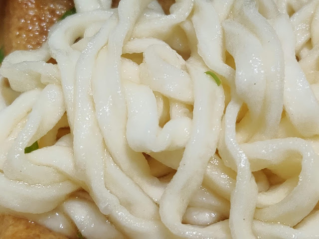 日清咚兵衛油豆腐烏龍麵