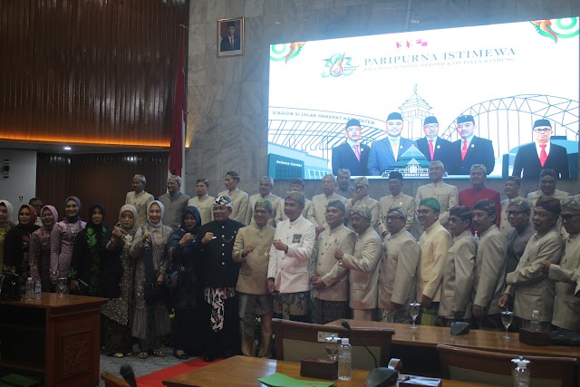 Tia Fitriani Anggota DPRD Provinsi Hadir Dalam Sidang Paripurna Istimewa dalam Rangka HUT Kab. Bandung ke 383 