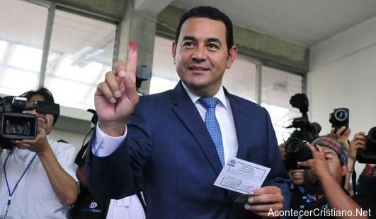 Evangélico Jimmy Morales presidente de Guatemala