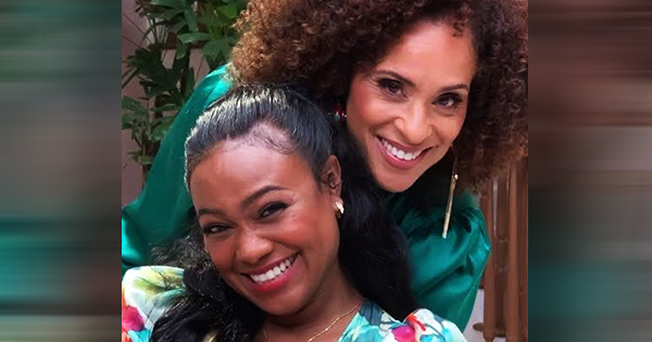 55-Year Old 'Hillary Banks' and 43-Year Old 'Ashley' Are Still Great Friends