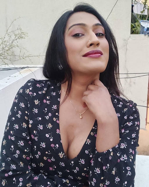 Alina Alina (Silk S M G) – Most Beautiful Transgender India Instagram