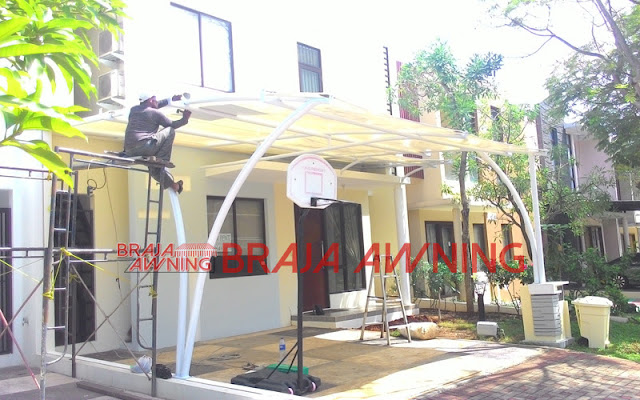 Tenda membrane untuk teras depan rumah