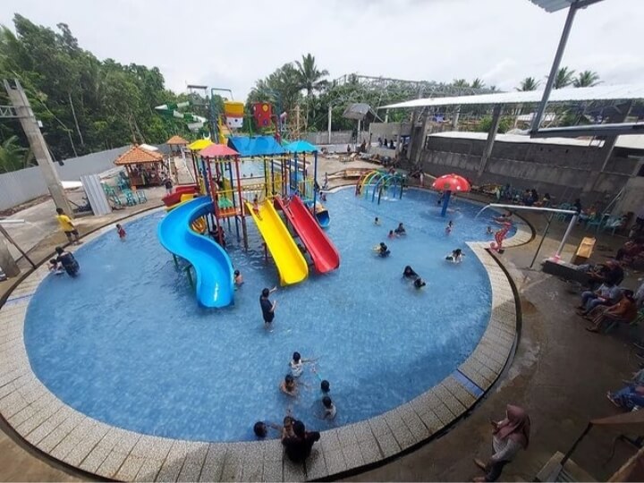 kolam renang air hangat tempuran Magelang