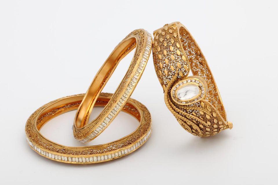 Indian Gold Bangles Designs