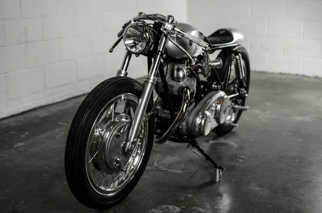 Norton Commando 750 By Auto Fabrica Hell Kustom