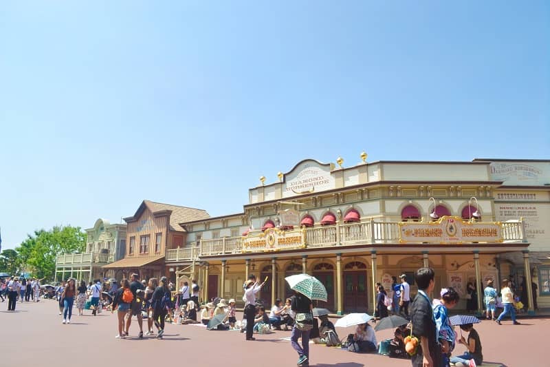 Tokyo Disneyland and DisneySea
