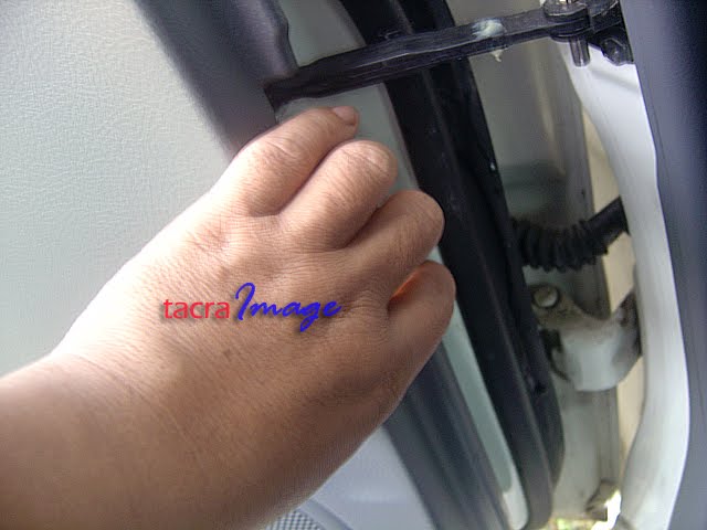 tacra s diy garage Door Trim Removal Viva  Wira 