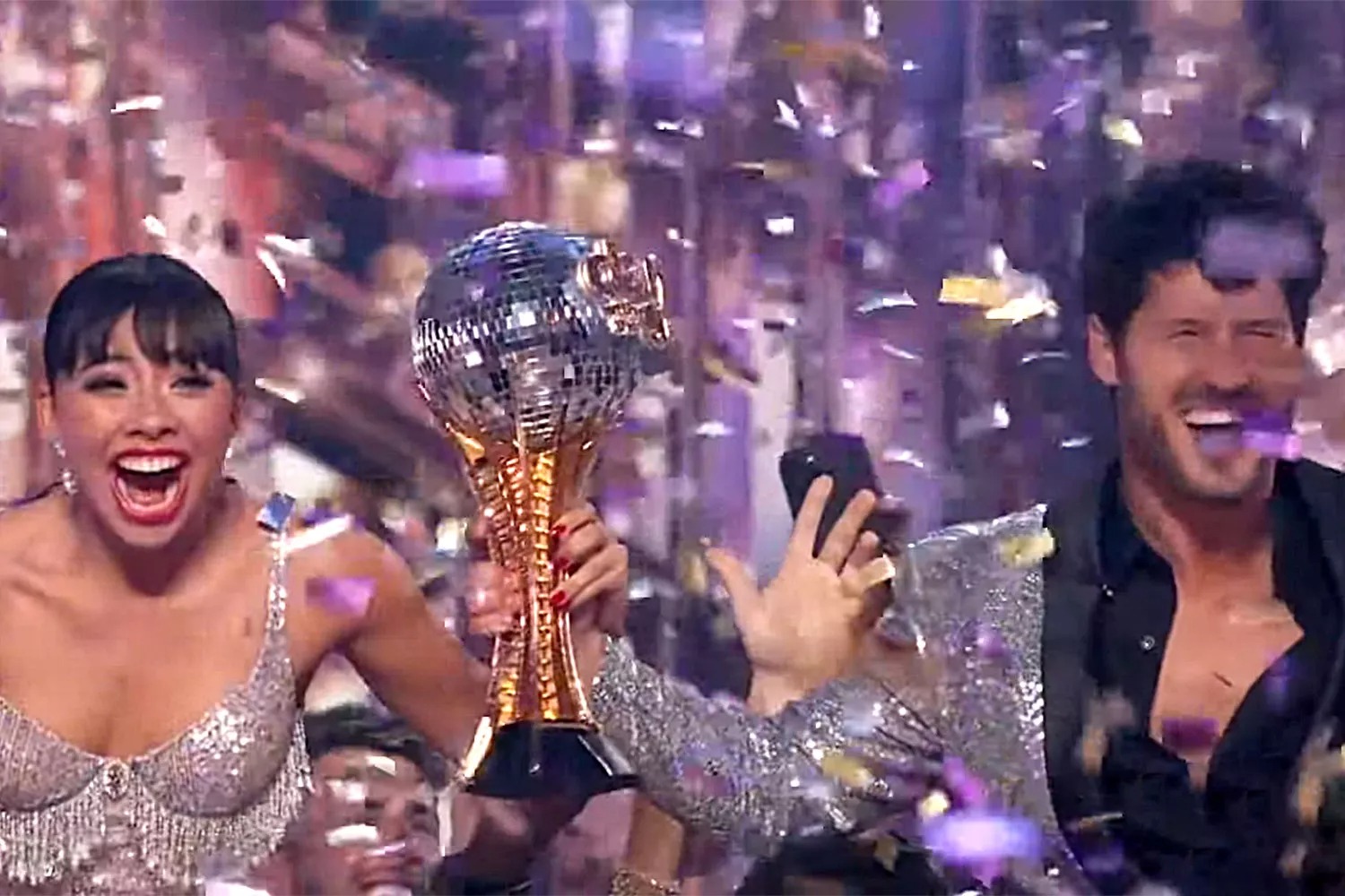 Dancing with the Stars Season 32 Finale See Who Won the Inaugural Len Goodman Mirrorball Trophy