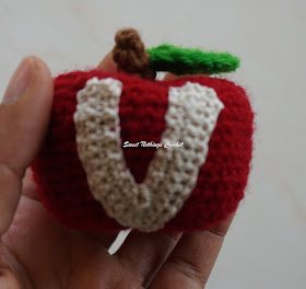 free crochet apple amigurumi pattern, free crochet alphabet motif patterns