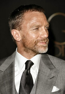 Mens Fashion Haircut Styles Daniel Craig Elegant Short Hairstyle Picture 3