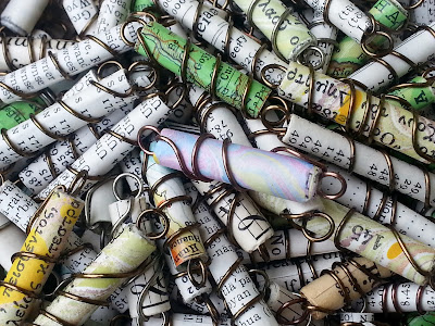 closeup paper beads