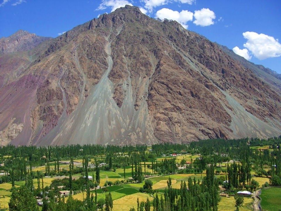 Yasin valley Tourist Attraction Hindu Kush Mountains Range Ghizar Gilgit Baltistan. top valley in Gilgit Baltistan. mountain valley in Gilgit Baltistan. Hindu Kush range in Pakistan