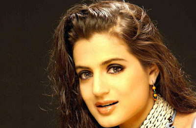 Amisha Patel Hd Wallpaper Free Download 43