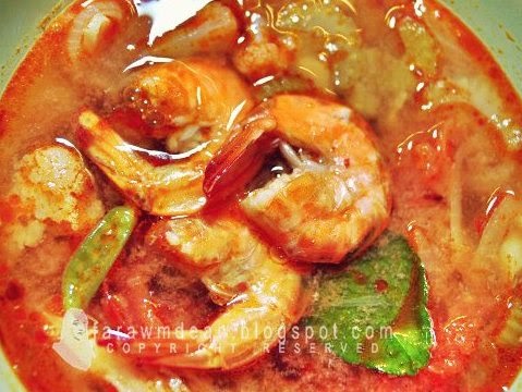 Eat little, sleep sound.: Tom Yam Udang