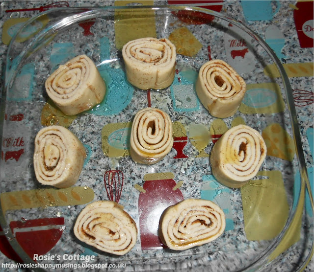 (Almost) Instant Cinnamon rolls - cut your cinnamon roll into approx 8 equal slices...