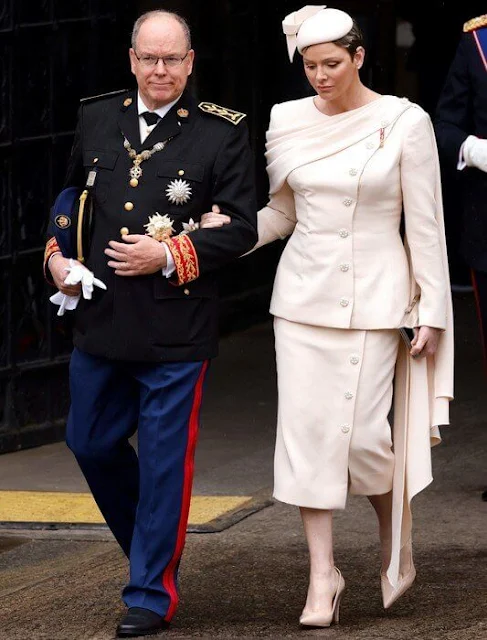 Princess Charlotte tira, Princess of Wales tiara, Princess Charlene, Queen Mary tiara, The St Edward's Crown