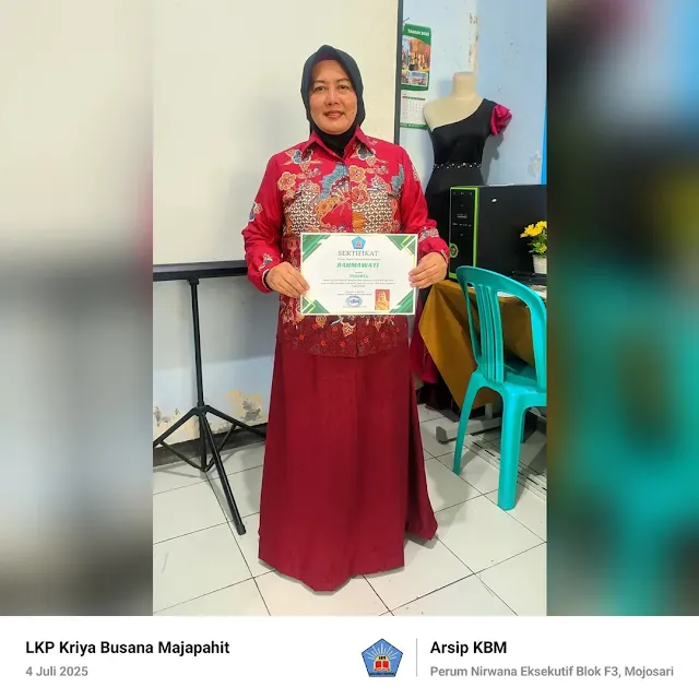 LKP Kriya Busana Majapahit Gelar Pelatihan Menjahit Khusus Bertema: Fokus pada Rok A-Line dan Blus Lengan Manset