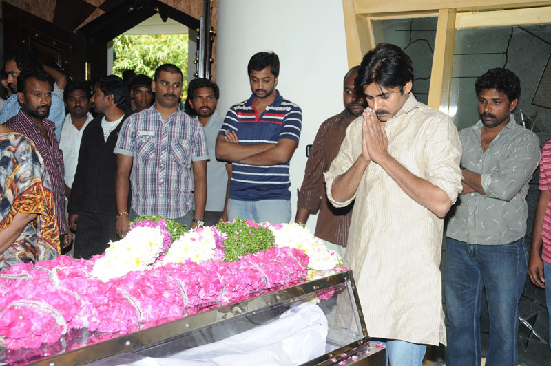 Photos Tollywood Pays Homage To EVV Satyanarayana film pics