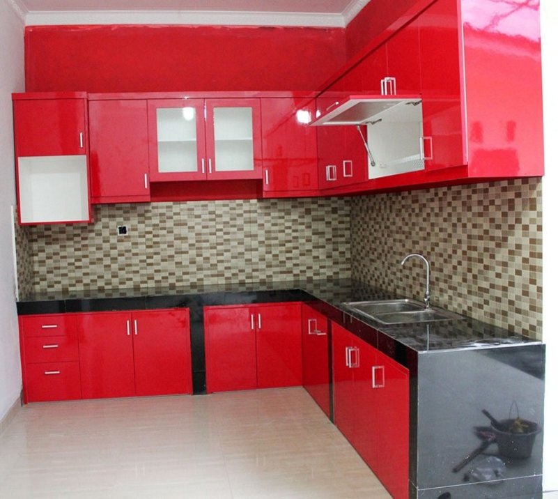 motif keramik dinding dapur tampak minimalis