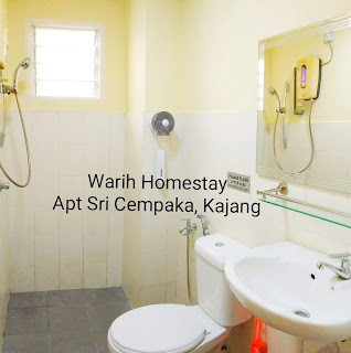 Warih-Homestay-Sri-Cempaka-Bathroom-1-With-Water-Heater