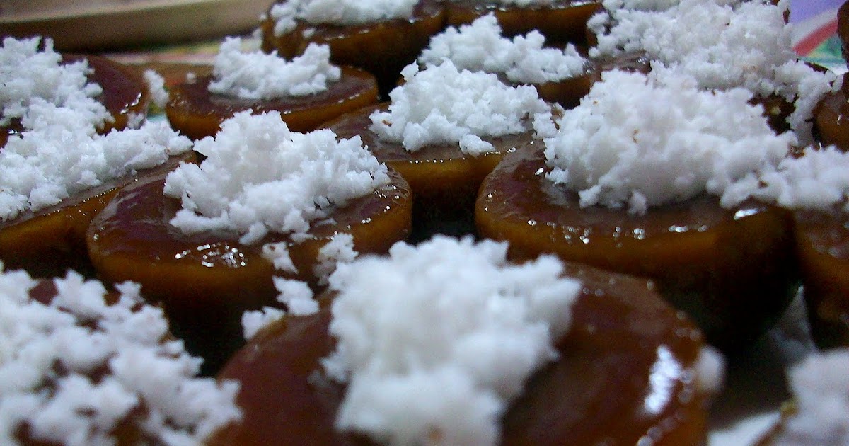 Periuktanah: Kuih Lompang Kak Mah