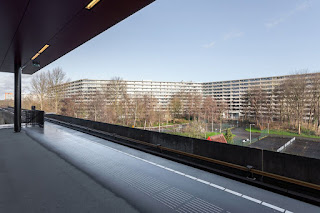 Foto Stijn Spoelstra. Obra deFlat Kleiburg  a Amsterdam -Països Baixos