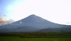 Pemandangan Gunung Cikuray