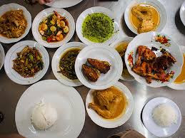 Daftar Tempat Kuliner / Pujasera / Makan Enak Di Bontang