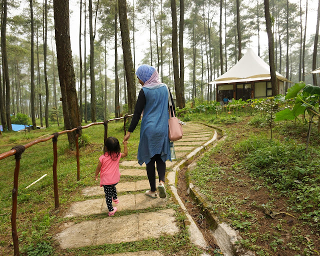 Cerita seru traveling bareng anak kecil