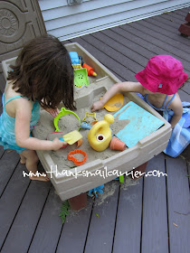 kids sand table