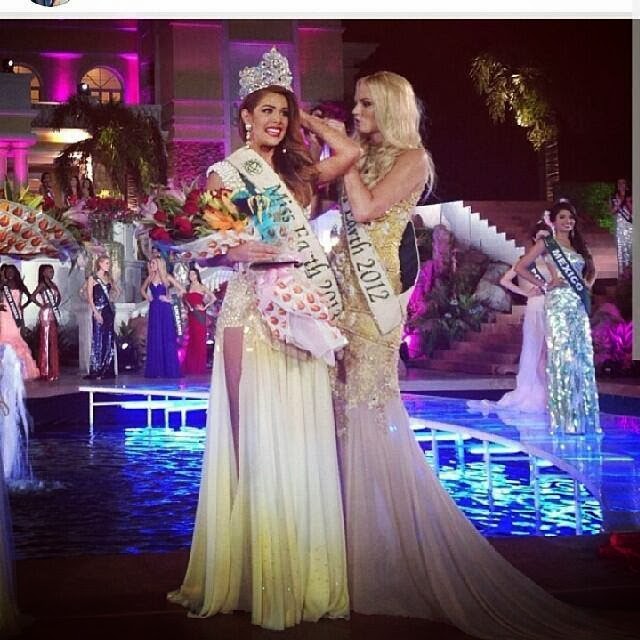 Miss Earth 2013 winner Venezuela Alyz Henrich