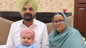 Sidhu Moosewala Younger Brother Face Reveal | Sidhu Moosewala के छोटे भाई को देखिए कैसा दिखता है