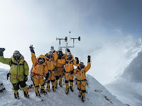National Geographic Society has installed the “world’s highest weather station” on Mount Everest.