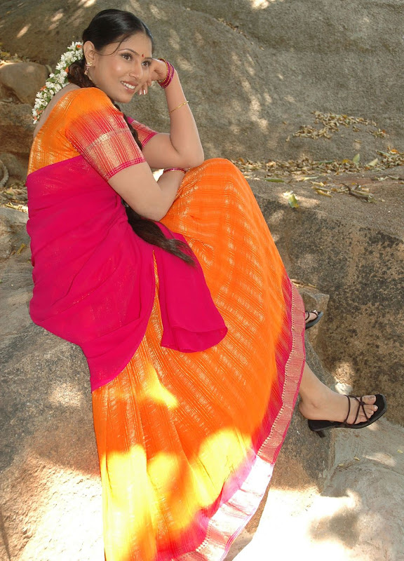 Tollywood Actress Sanghavi Half Saree Photos sexy stills