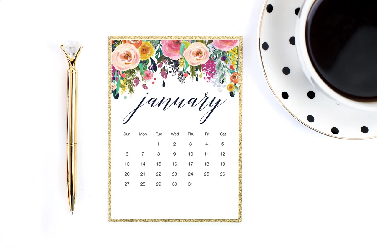 piękny kalendarz 2019 do druku do pobrania za darmo - kwiatowe wzrory