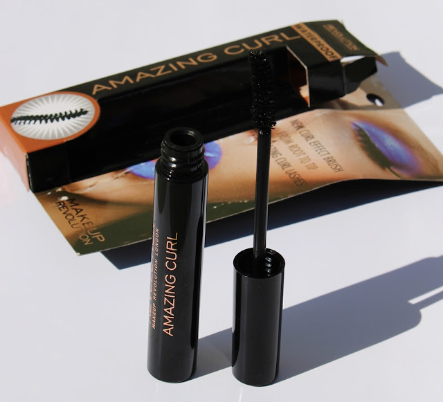 Makeup Revolution, review mascara Amazing Curl