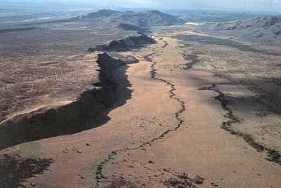 Resultado de imagen de gran valle del rift