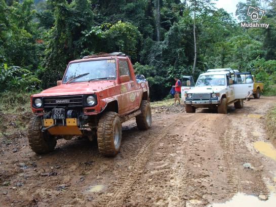 local Daihatsu ROCKY 2.0L c/w SR20det nampak gagah dan perkasa bila off road