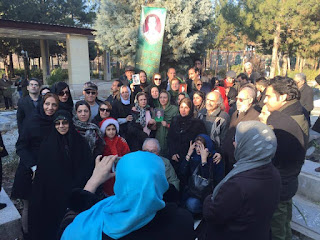 Mothers of Iranian martyrs and political prisoners joined Karim Beigi family on December 27,