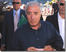Marcello Dell'Utri contestato a Como