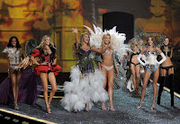 Victoria's Secret fashion show 2009