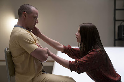 Glass 2019 James Mcavoy Anya Taylor Joy Image 1