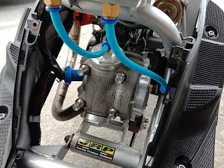 Head nut for motorcycle installed