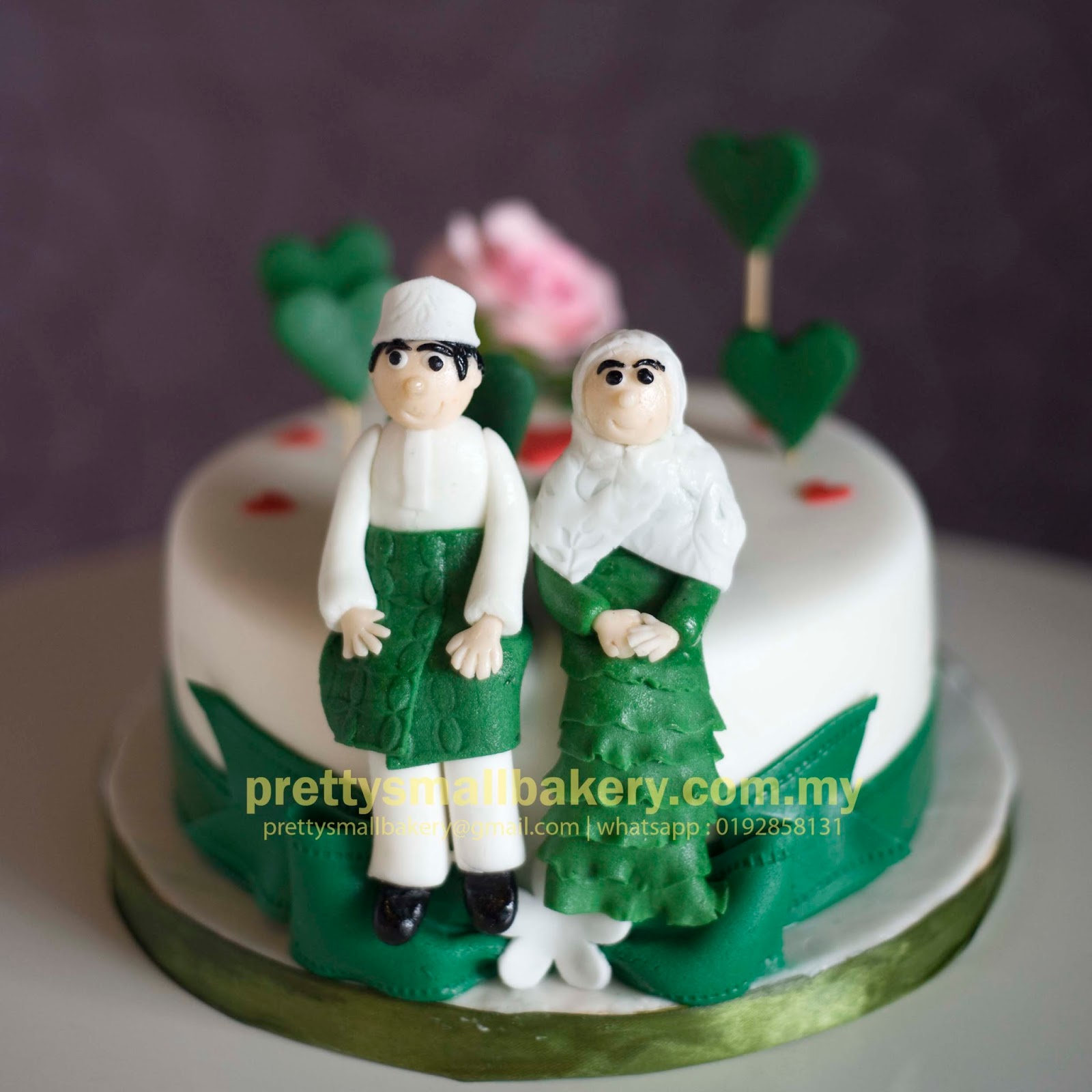 KEK PENGANTIN PALING COMEL - Prettysmallbakery