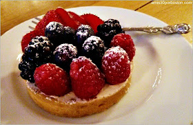 Hot Chocolate: Fresh Fruit Tart