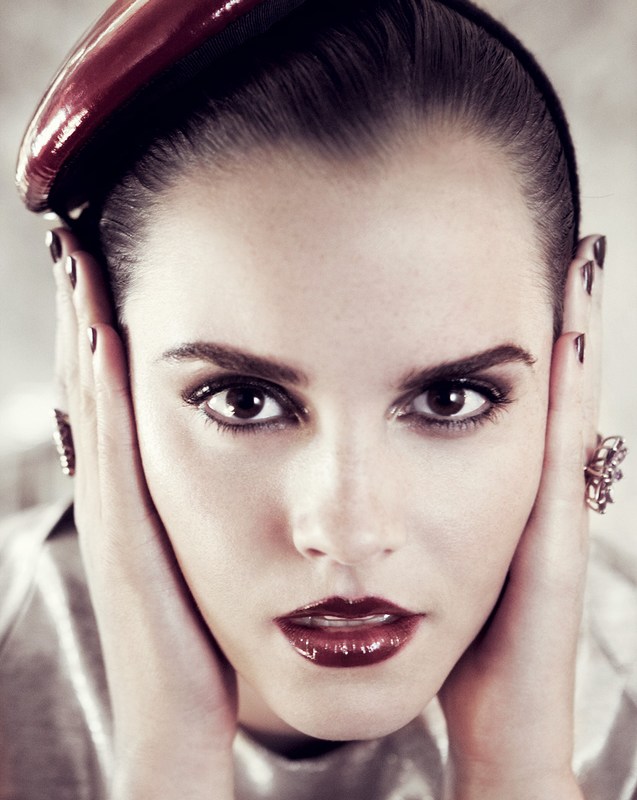 emma watson vogue july 2011 cover. Emma Watson / Vogue