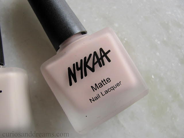 Nykaa Matte Nail Lacquer review, Nykaa Matte Nail Lacquer Pink Meringue review