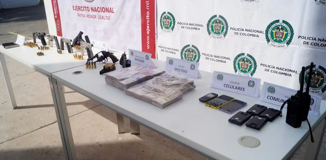 hoyennoticia.com, Incauntan en Manaure:$215 millones, armas,municiones radios de comunicación y dolares